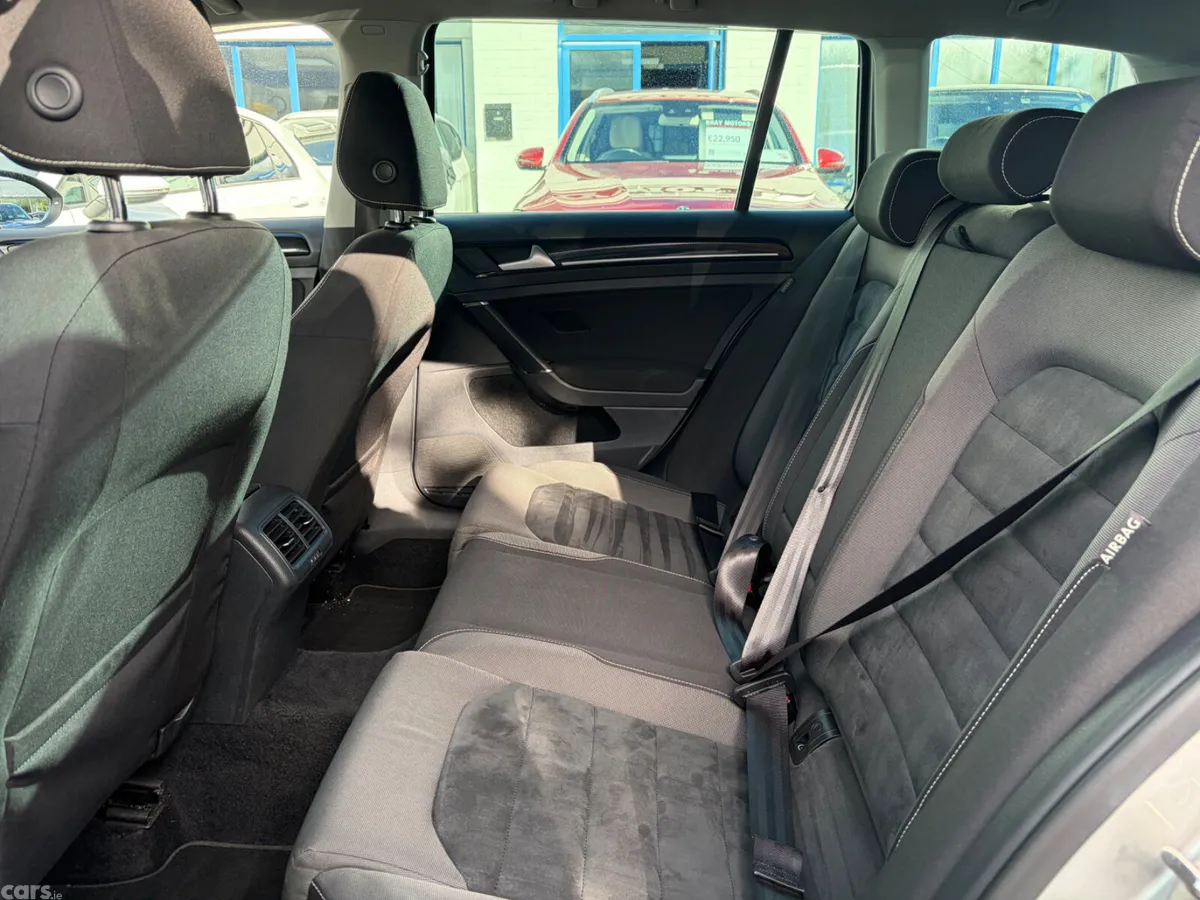 Volkswagen Golf Estate, Petrol, 2015, Silver