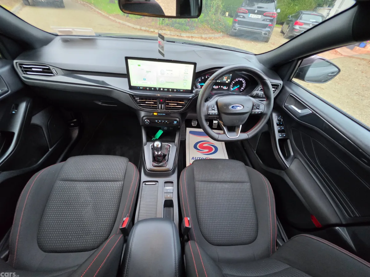 Ford Focus Hatchback, Petrol Hybrid, 2025, Grey