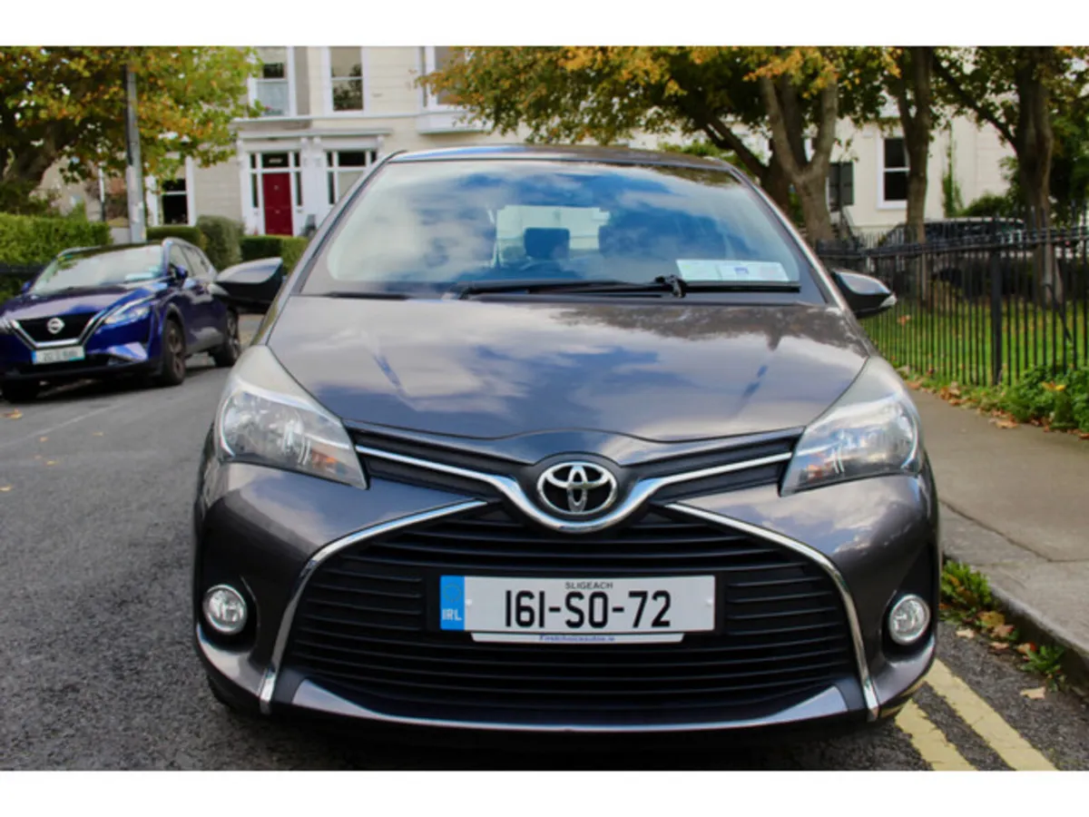 Toyota Yaris MPV, Petrol, 2016, Grey