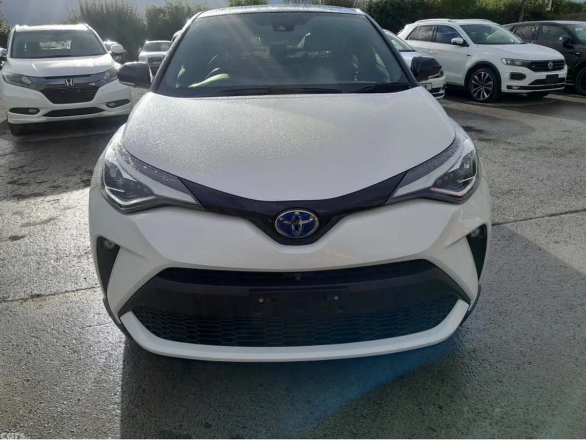 Toyota C-HR SUV, Petrol Hybrid, 2019, White
