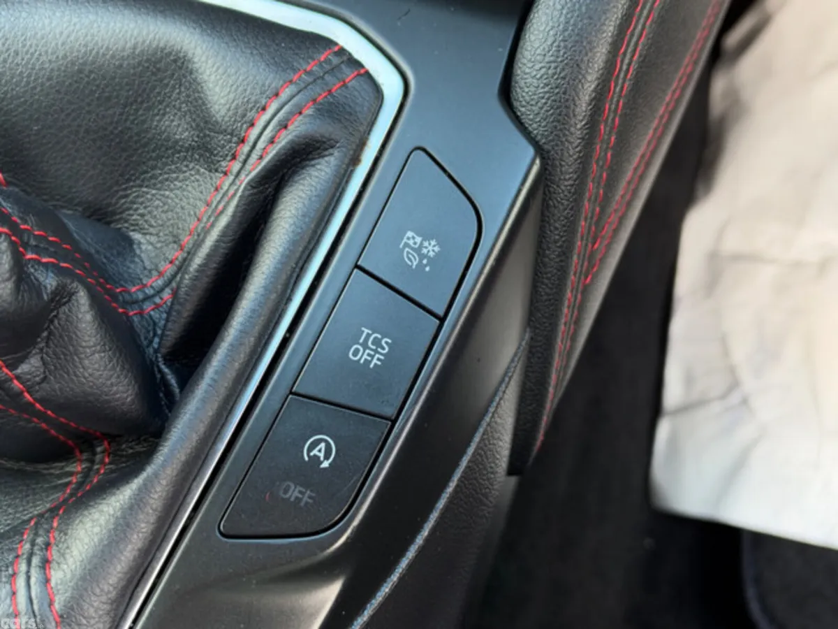 Ford Focus Hatchback, Diesel, 2019, Grey