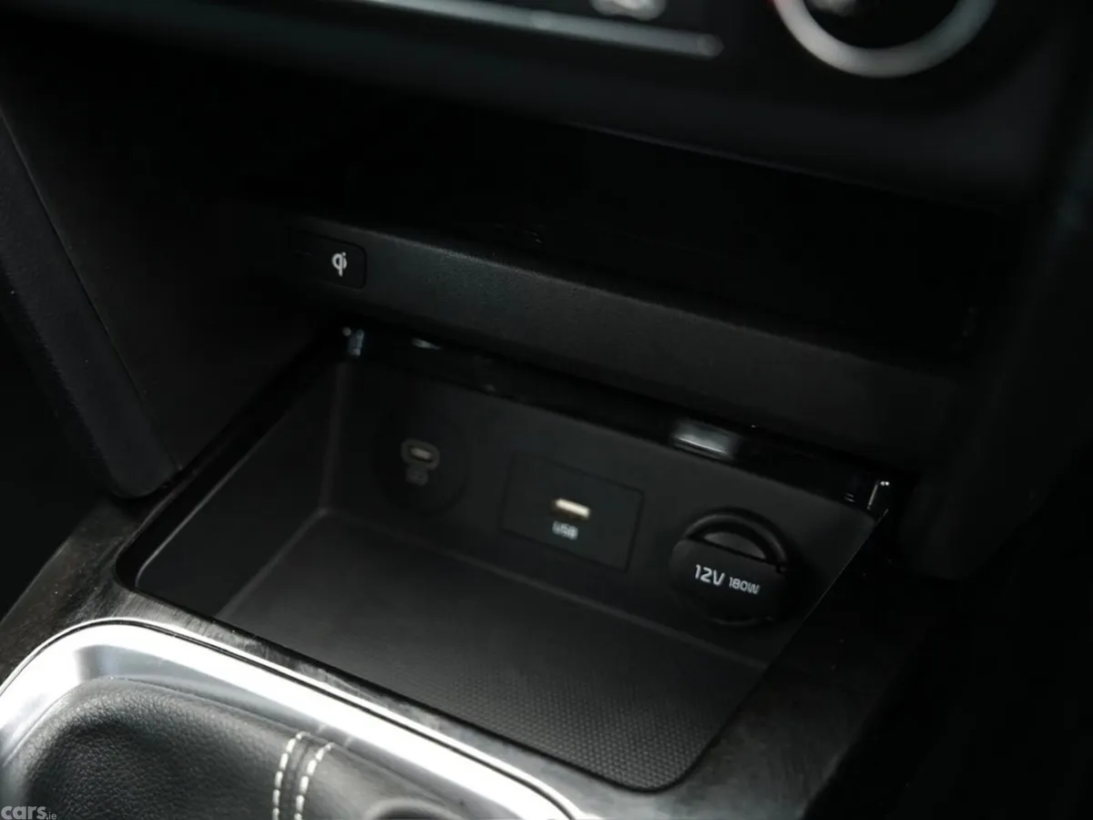 Kia Ceed Hatchback, Petrol, 2025, Black