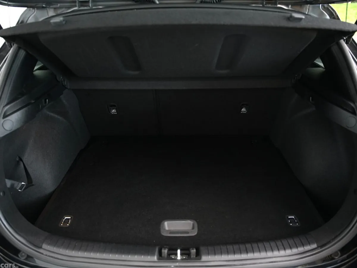 Kia Ceed Hatchback, Petrol, 2025, Black