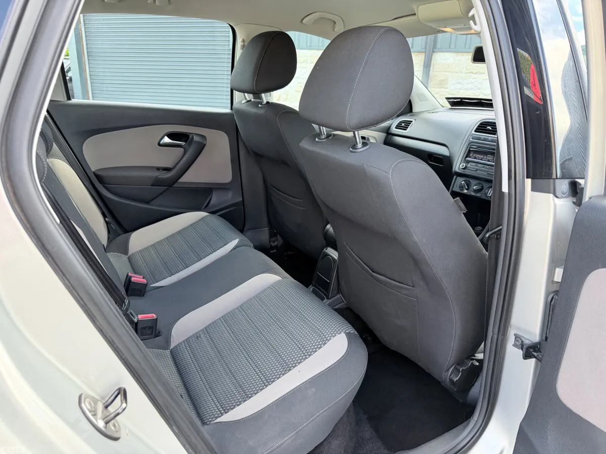 Volkswagen Polo Hatchback, Petrol, 2012, Brown