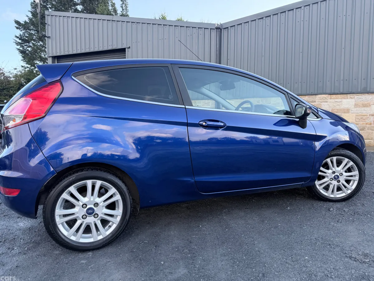 Ford Fiesta Hatchback, Diesel, 2014, Blue