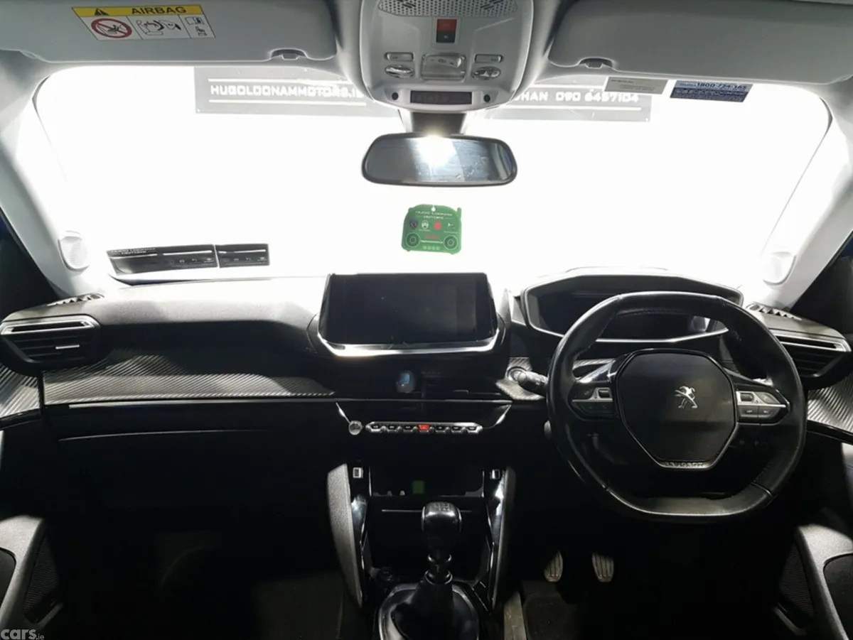 Peugeot 2008 MPV, Diesel, 2021, Blue