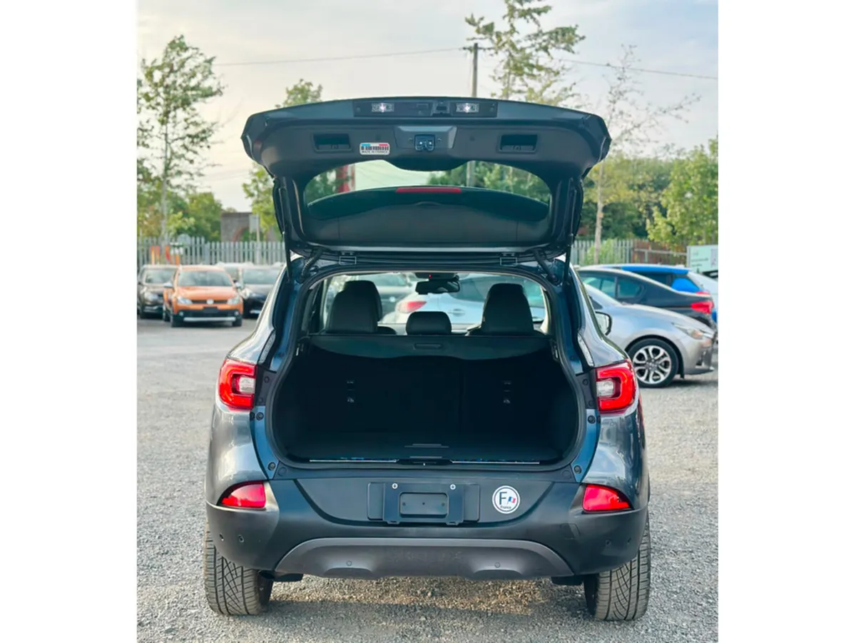 Renault Kadjar Hatchback, Petrol, 2018, Grey