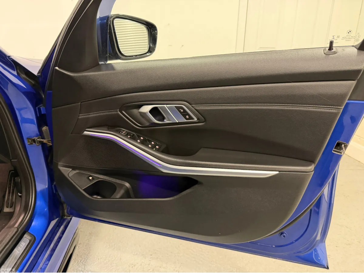 BMW 3-Series Saloon, Petrol Plug-in Hybrid, 2021, Blue