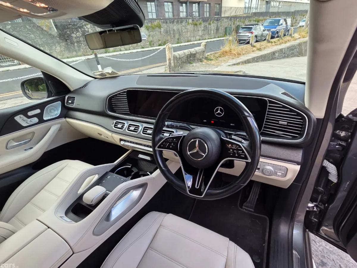 Mercedes-Benz GLE SUV, Diesel Plug-in Hybrid, 2024, Grey