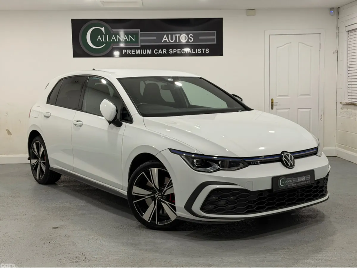 Volkswagen Golf Hatchback, Petrol Plug-in Hybrid, 2024, White