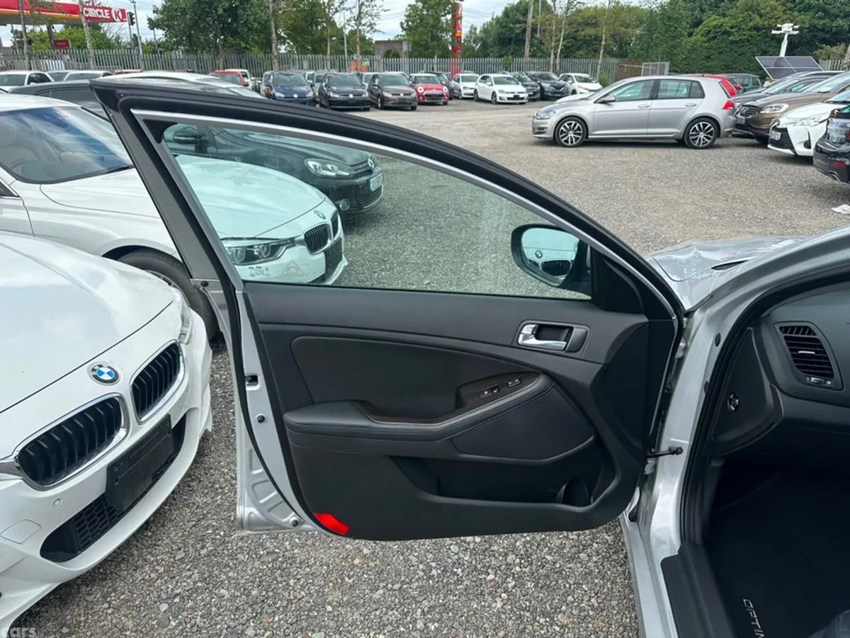 Kia Optima Saloon, Diesel, 2015, Silver