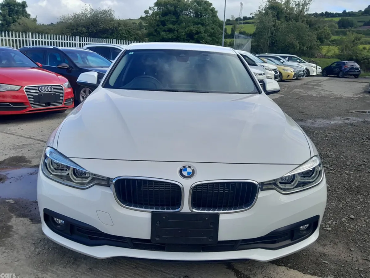 BMW 3-Series Saloon, Petrol Plug-in Hybrid, 2017, White