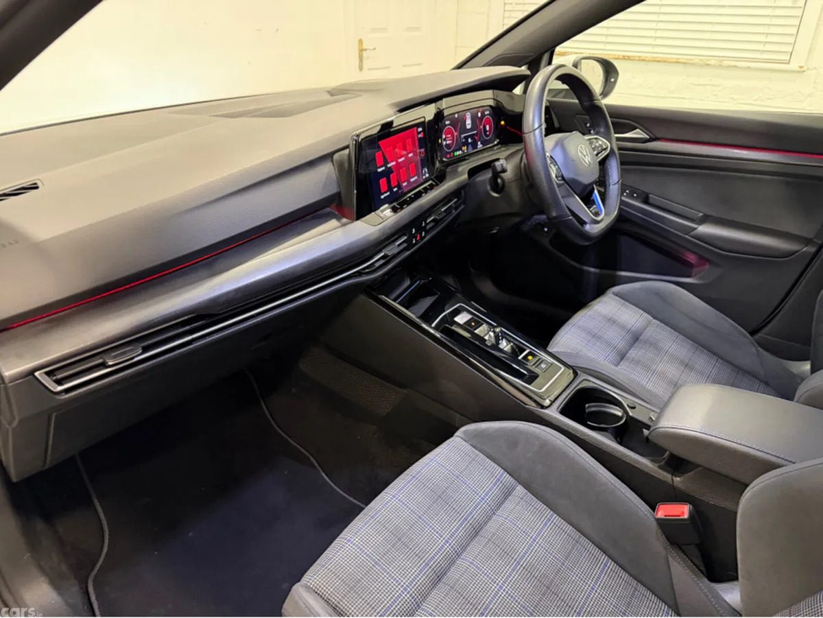 Volkswagen Golf Hatchback, Petrol Plug-in Hybrid, 2024, White