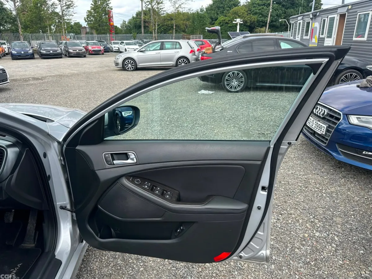 Kia Optima Saloon, Diesel, 2015, Silver