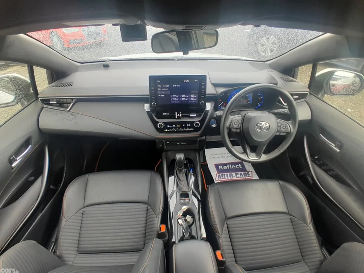 Toyota Corolla Hatchback, Petrol Hybrid, 2022, White