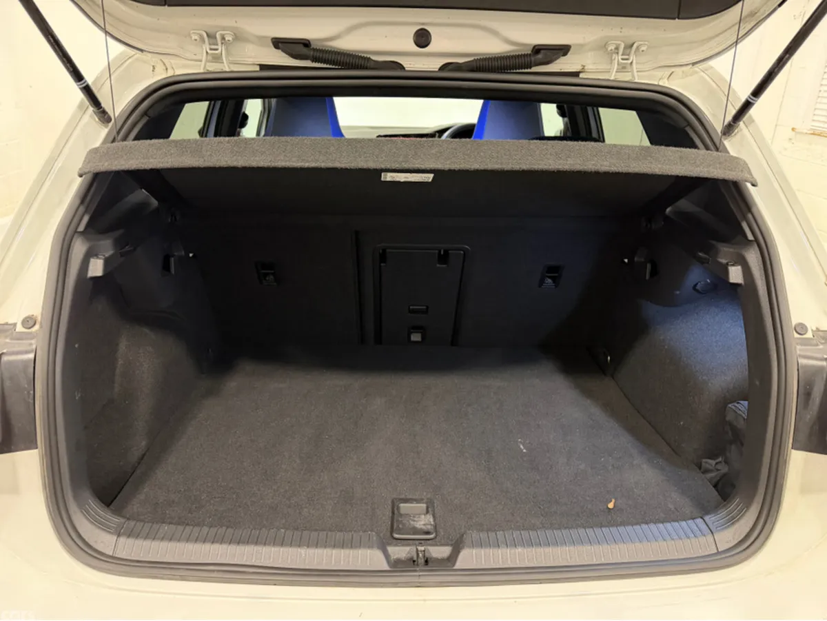 Volkswagen Golf Hatchback, Petrol Plug-in Hybrid, 2024, White