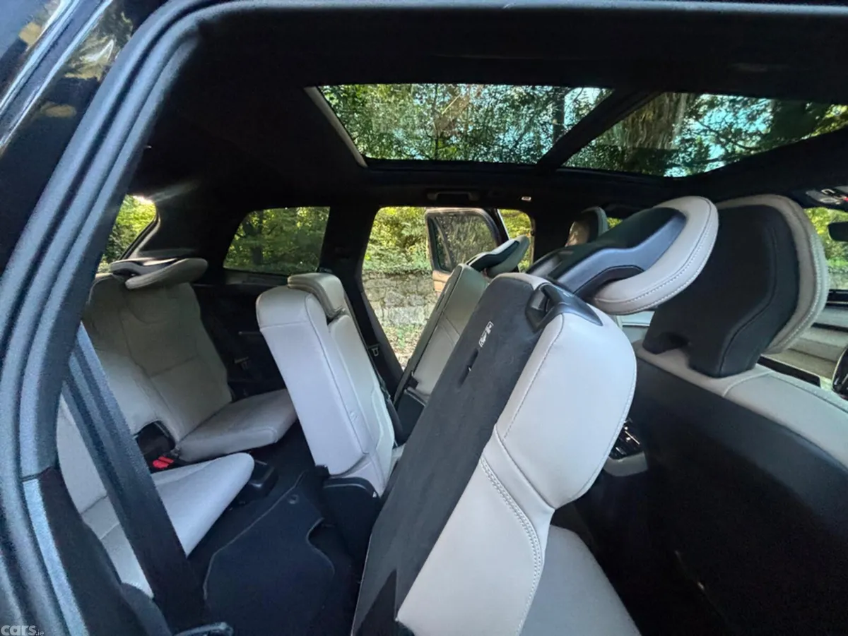 Volvo XC90 SUV, Petrol Plug-in Hybrid, 2025, Black