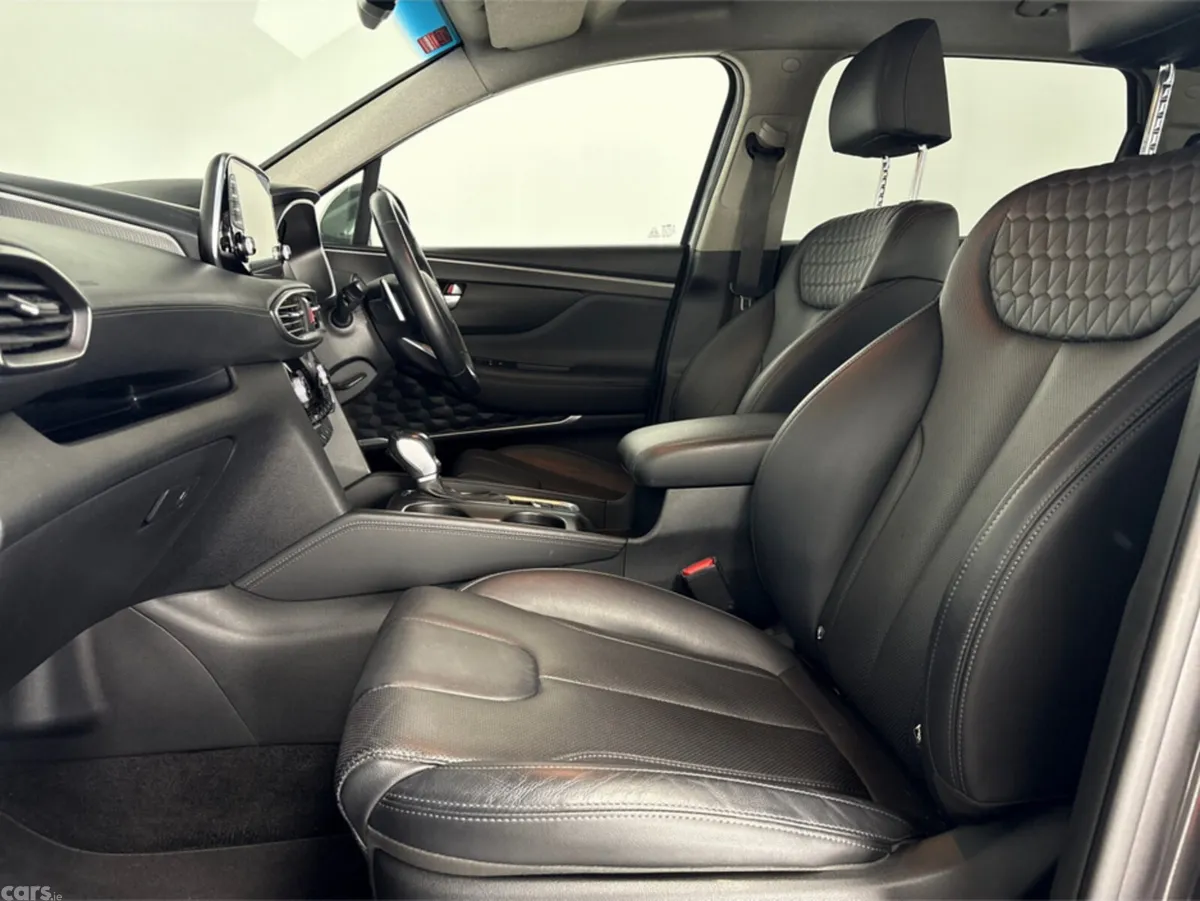 Hyundai Santa Fe Estate, Diesel, 2018, Grey