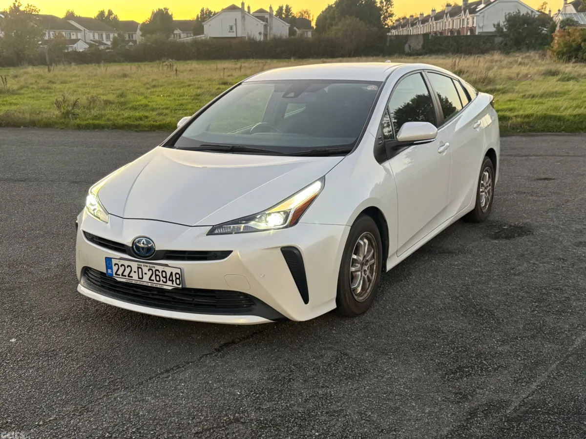 Toyota Prius Saloon, Petrol Hybrid, 2022, White