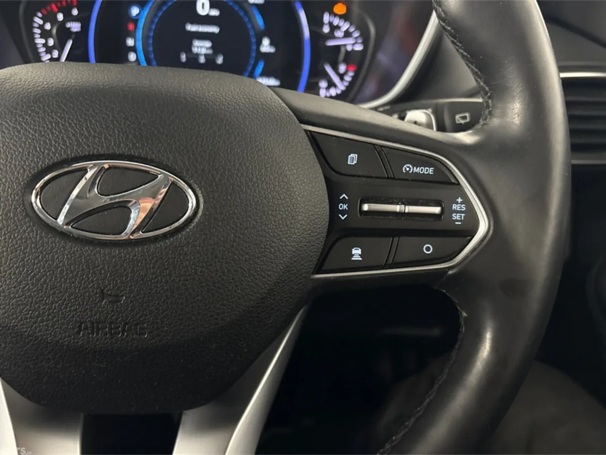 Hyundai Santa Fe Estate, Diesel, 2018, Grey
