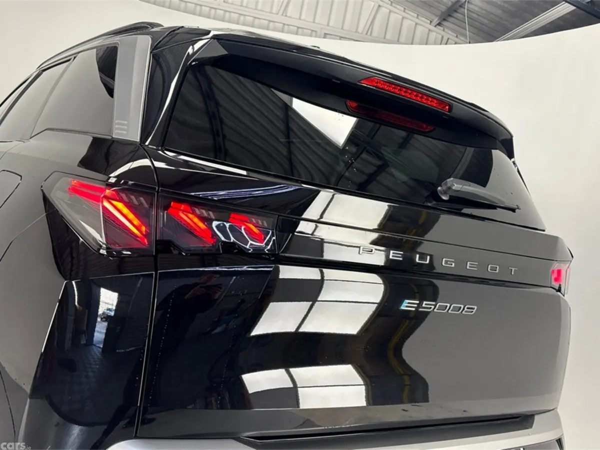 Peugeot 5008 Hatchback, Electric, 2025, Black
