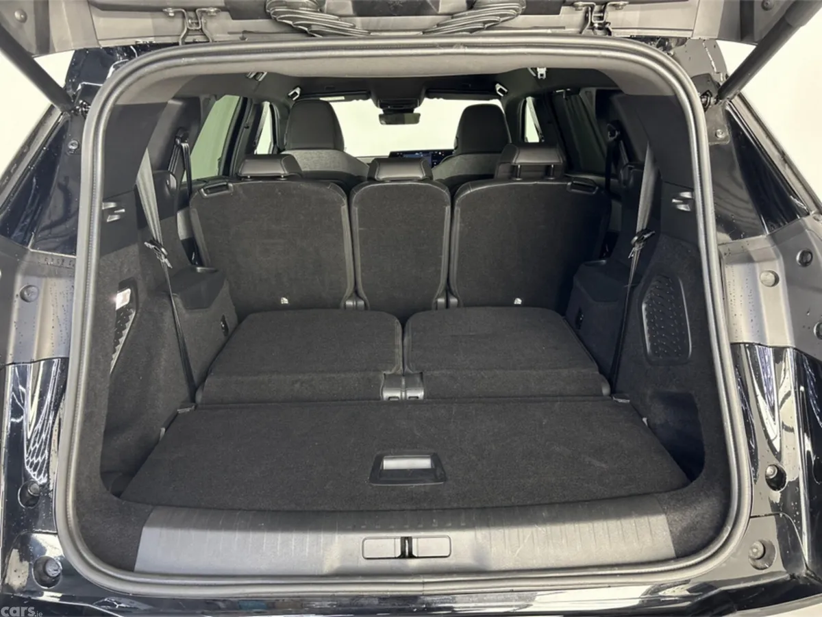 Peugeot 5008 Hatchback, Electric, 2025, Black