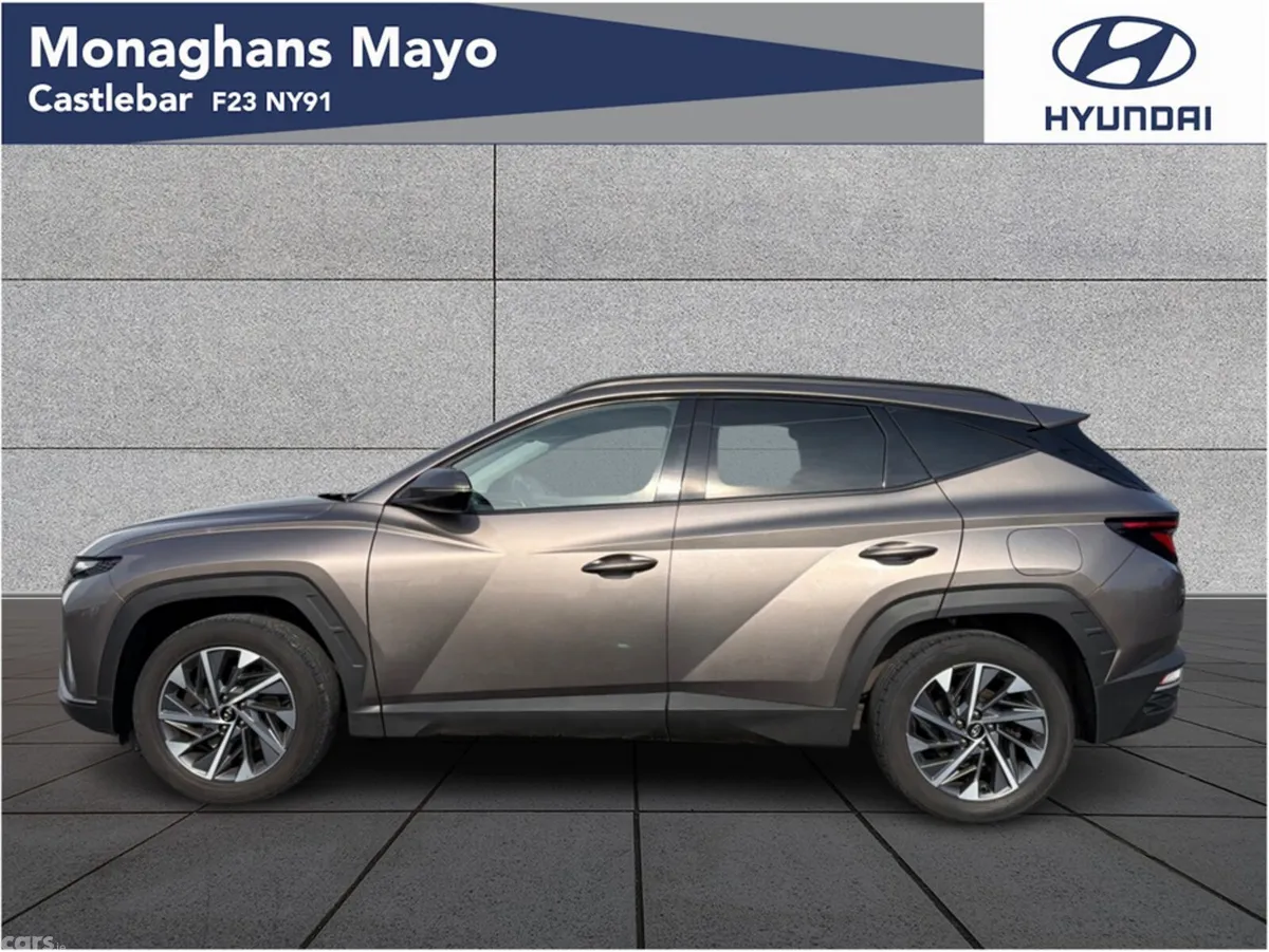 Hyundai Tucson MPV, Diesel, 2021, Brown
