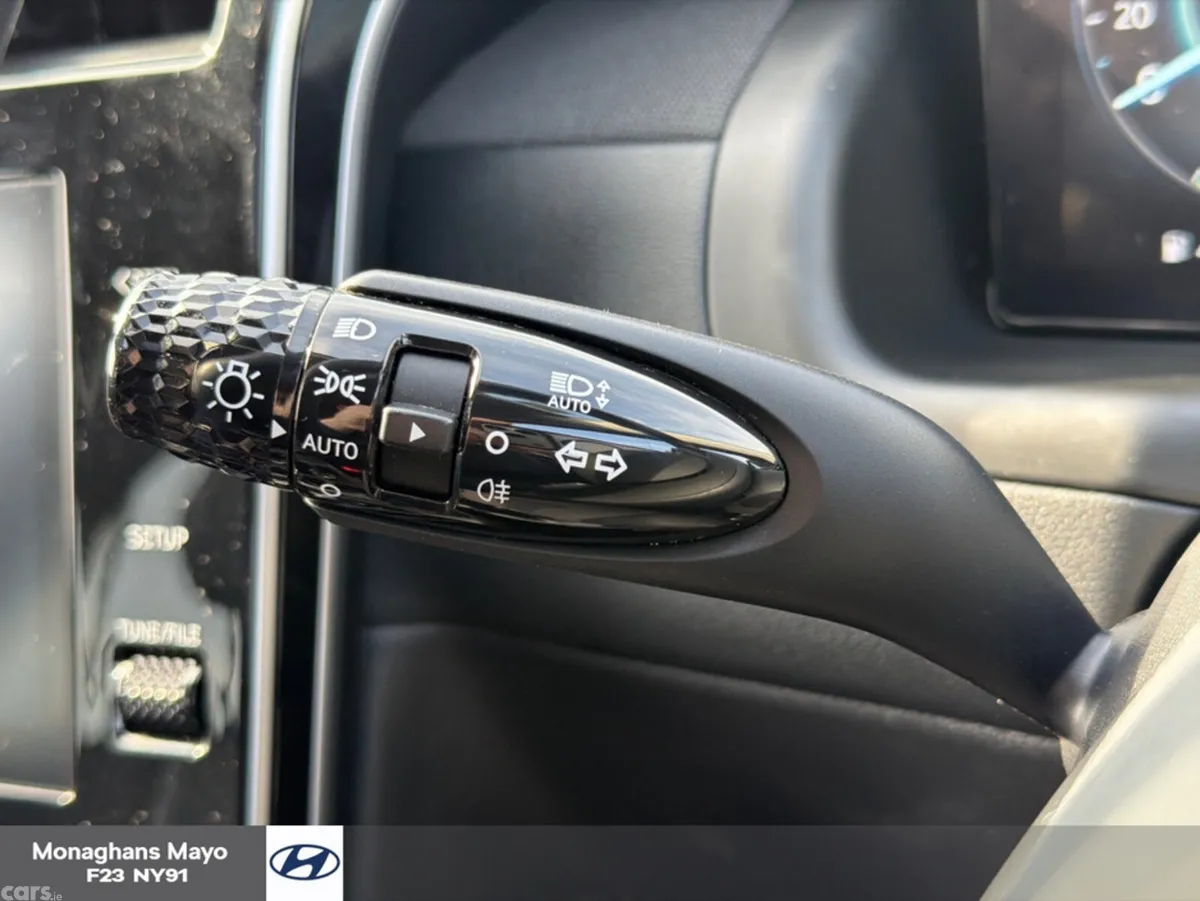 Hyundai Tucson MPV, Diesel, 2021, Brown