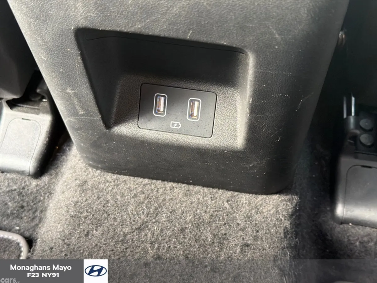 Hyundai Tucson MPV, Diesel, 2021, Brown