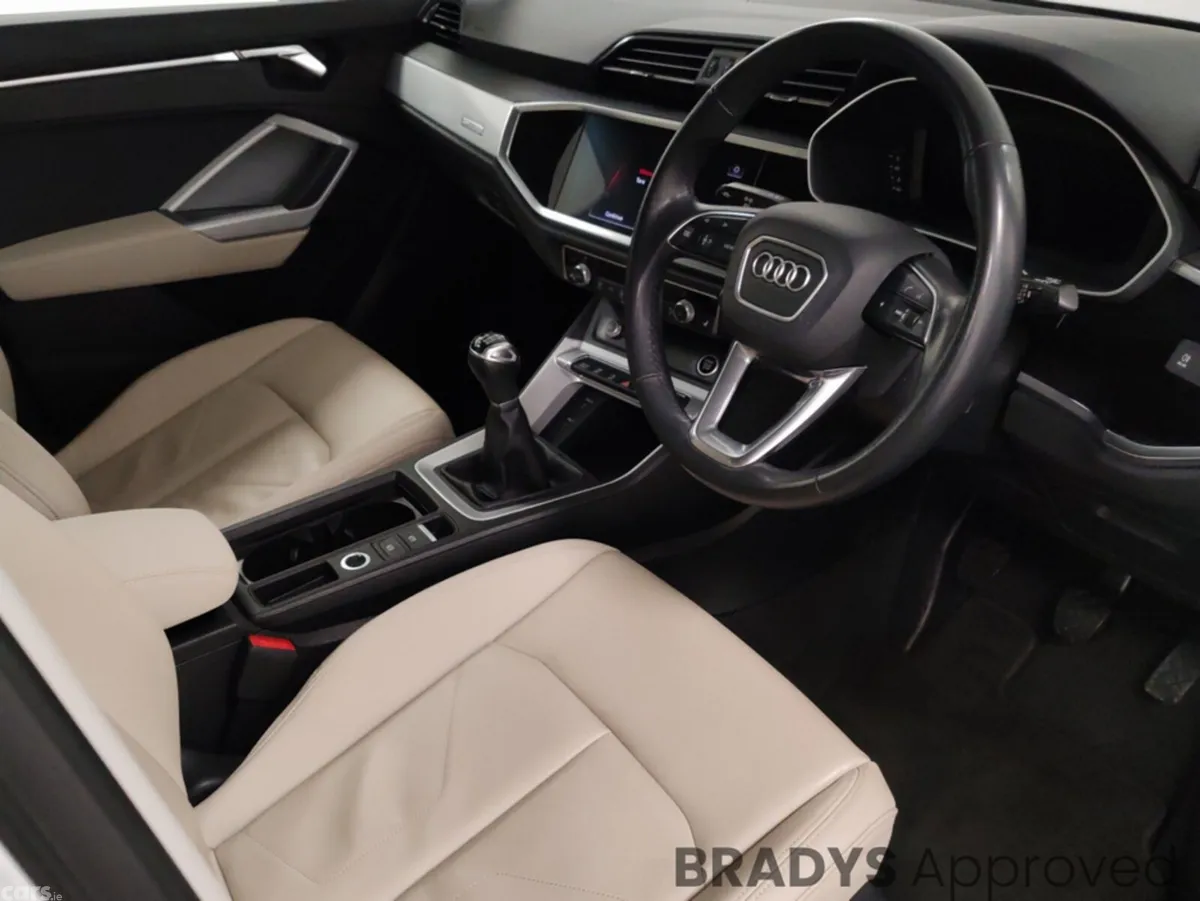 Audi Q3 Hatchback, Petrol, 2021, White