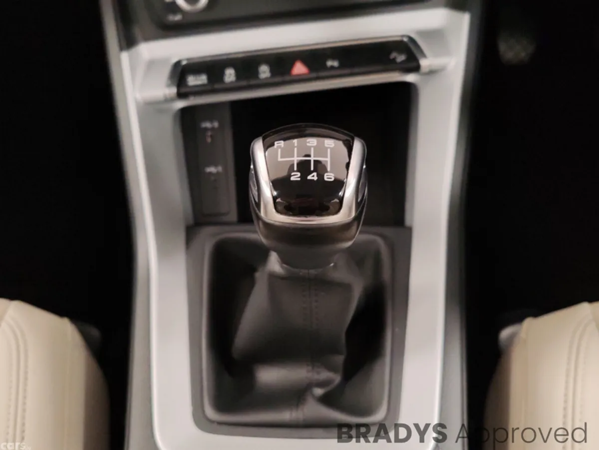 Audi Q3 Hatchback, Petrol, 2021, White