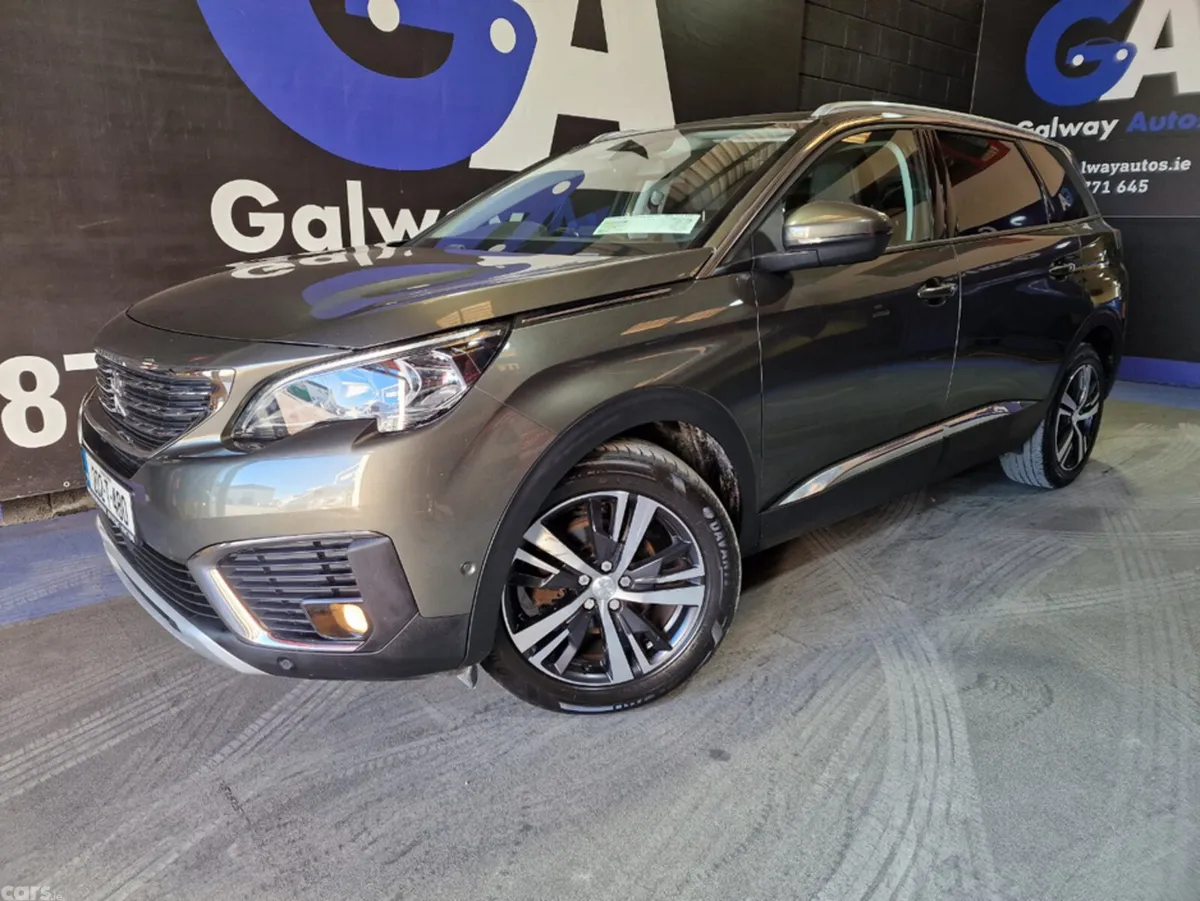 Peugeot 5008 MPV, Diesel, 2020, Grey
