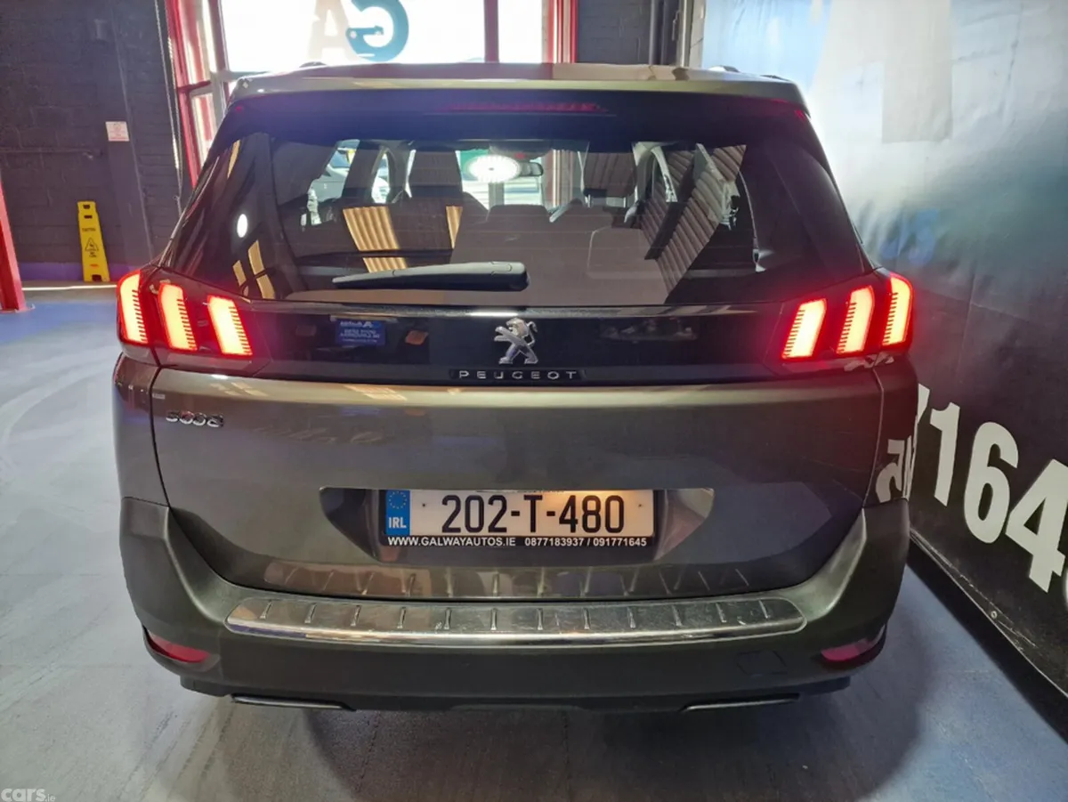Peugeot 5008 MPV, Diesel, 2020, Grey