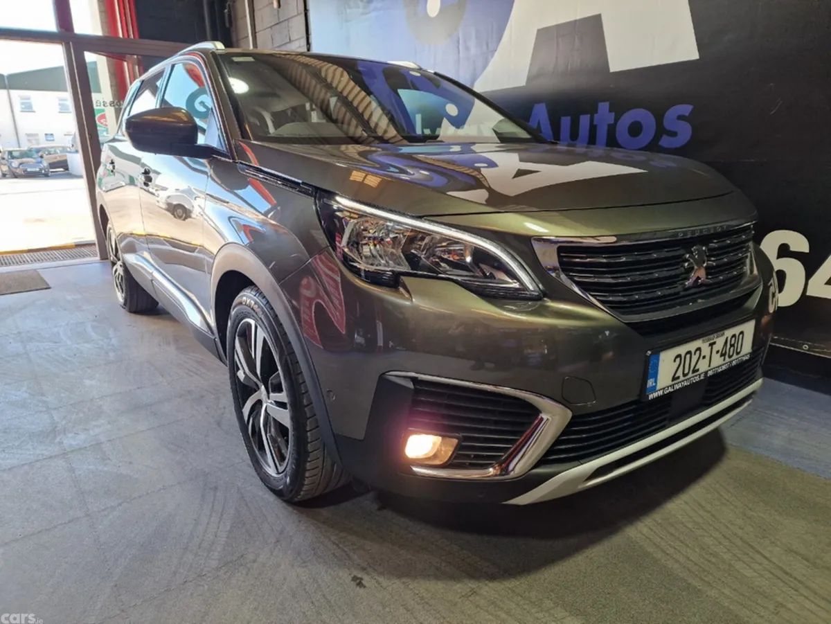 Peugeot 5008 MPV, Diesel, 2020, Grey