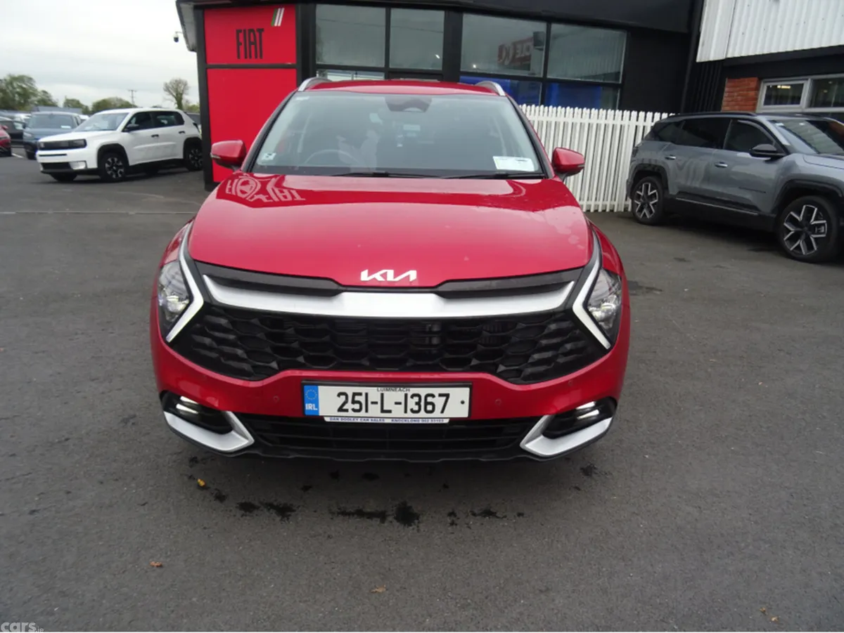 Kia Sportage MPV, Diesel, 2025, Red