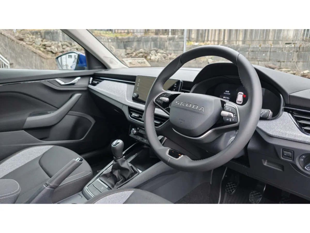 Skoda Kamiq Hatchback, Petrol, 2026, Grey