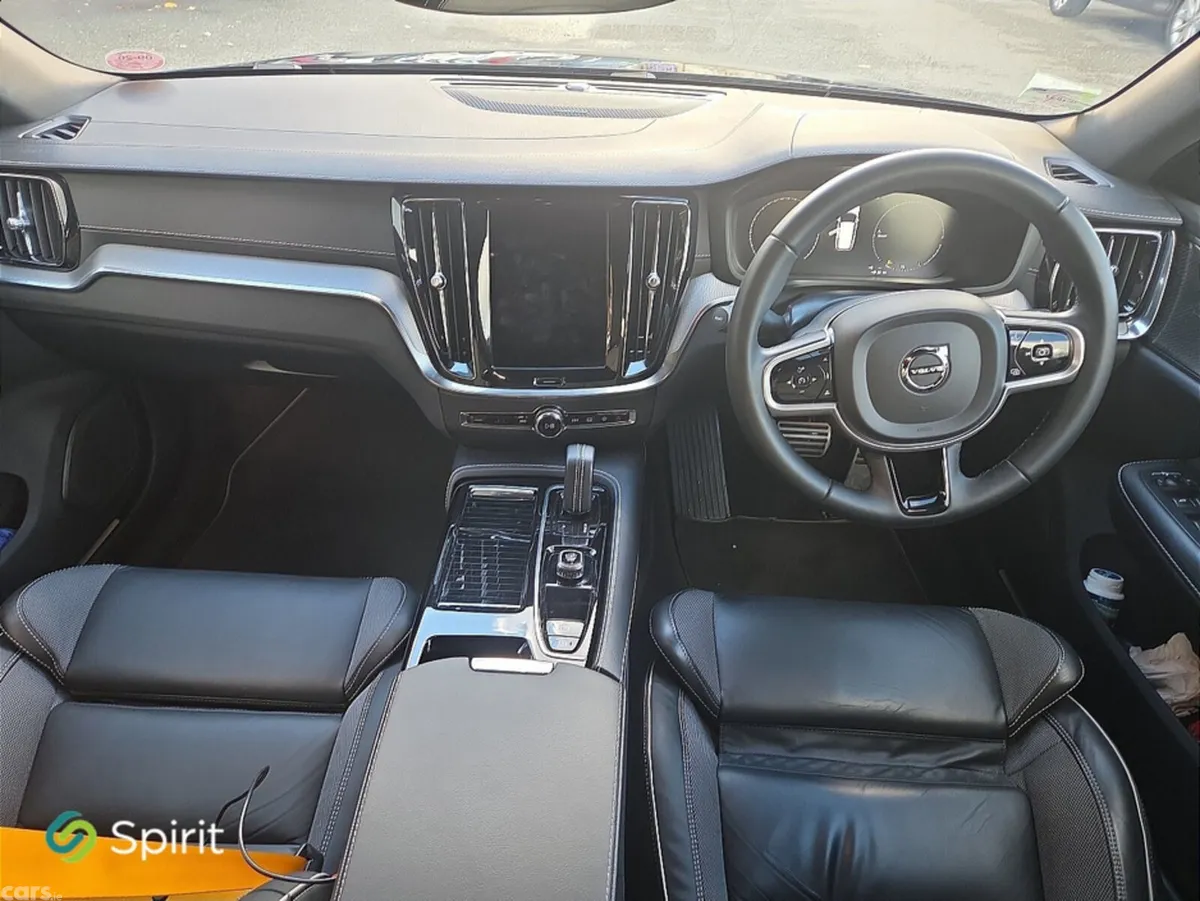Volvo V60 Estate, Petrol Plug-in Hybrid, 2021, Black