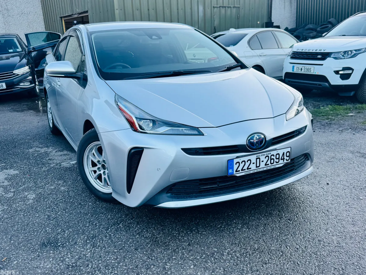 Toyota Prius Saloon, Petrol Hybrid, 2022, Silver