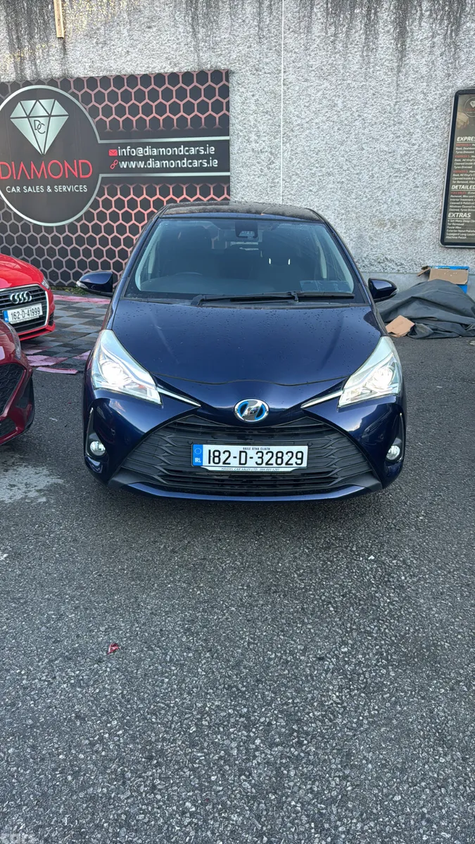 Toyota Vitz Hatchback, Petrol Hybrid, 2018, Blue