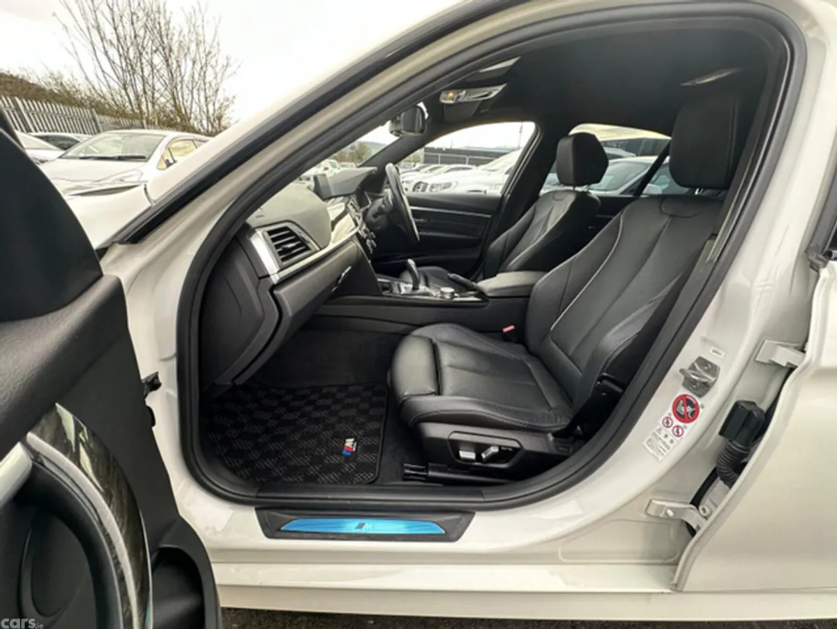 BMW 3-Series Saloon, Petrol Plug-in Hybrid, 2016, White
