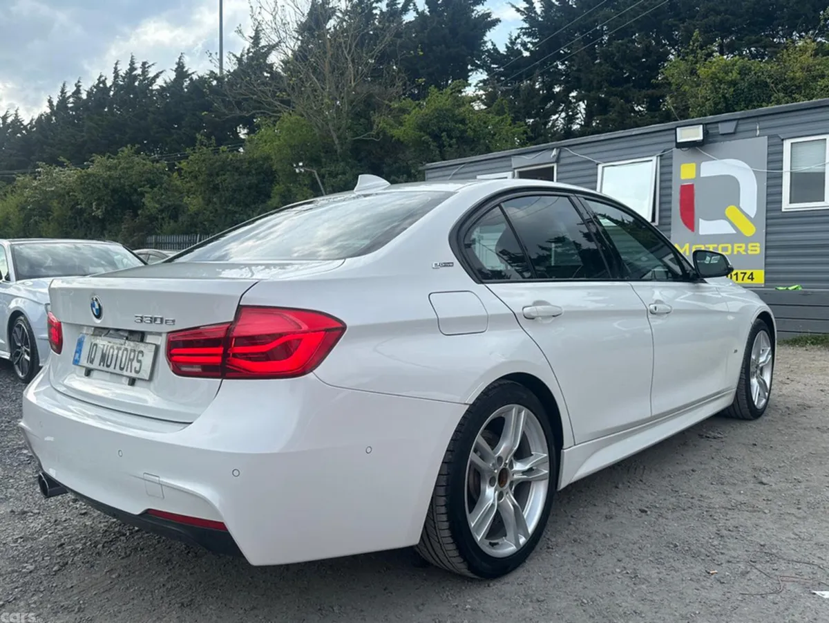 BMW 3-Series Saloon, Petrol Plug-in Hybrid, 2016, White