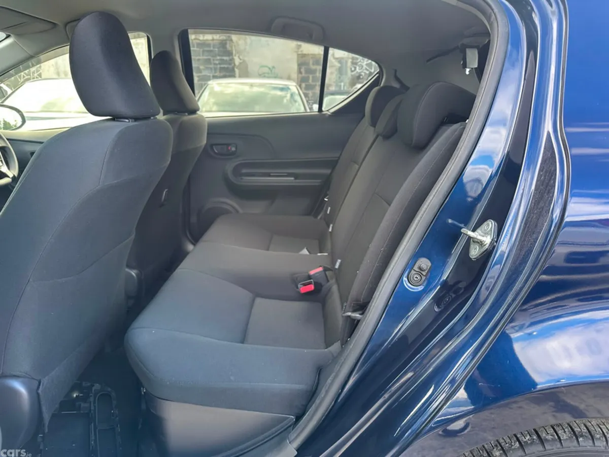 Toyota Aqua Hatchback, Petrol Hybrid, 2019, Blue