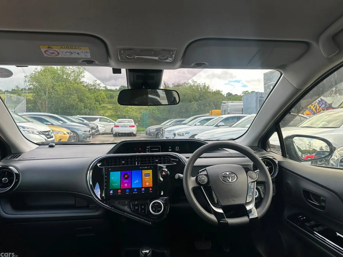 Toyota Aqua Hatchback, Petrol Hybrid, 2019, Blue