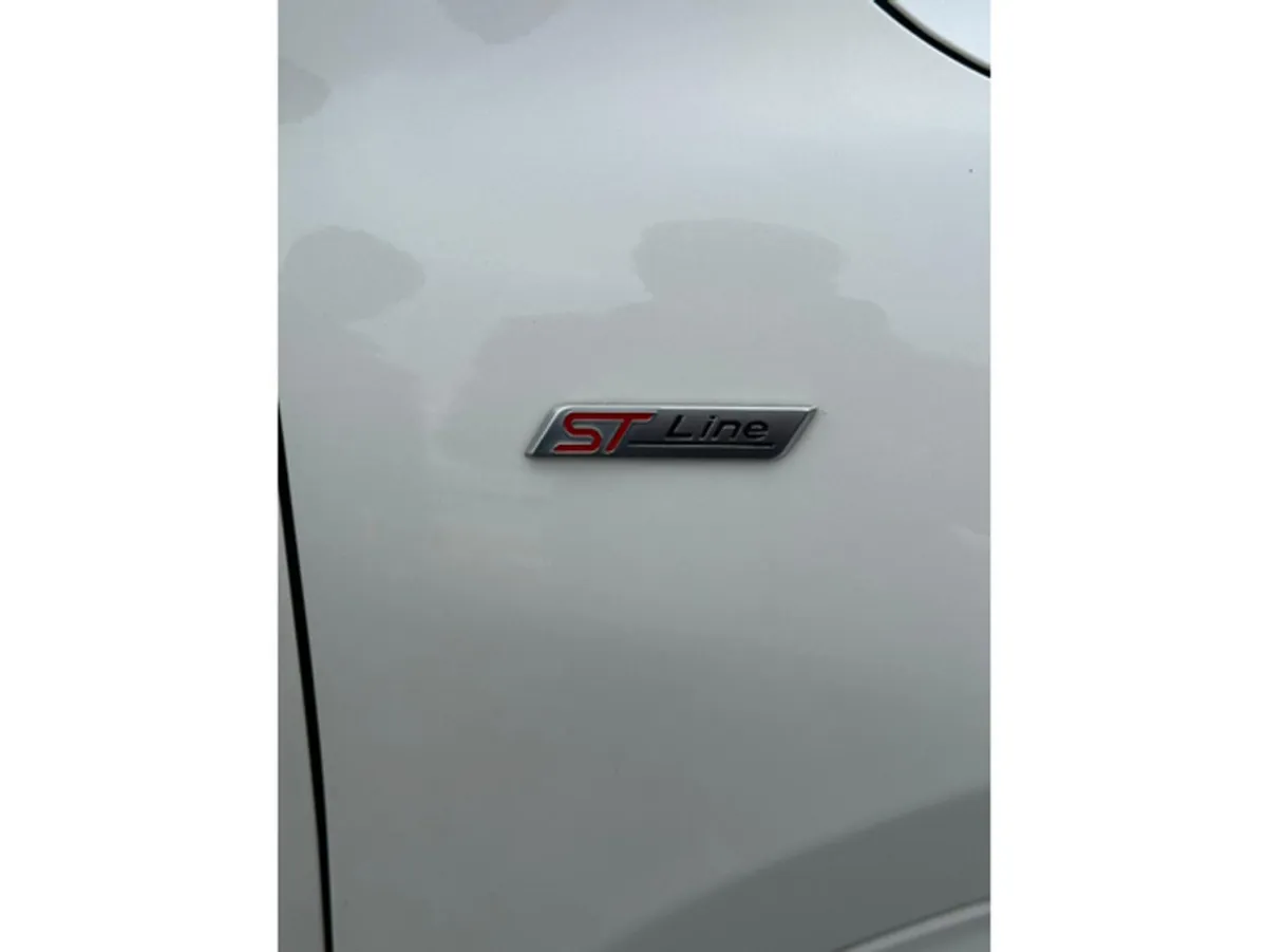 Ford Kuga Hatchback, Diesel, 2022, White