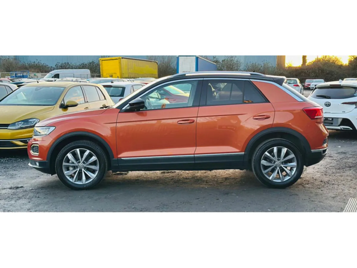 Volkswagen T-Roc SUV, Diesel, 2020, Orange
