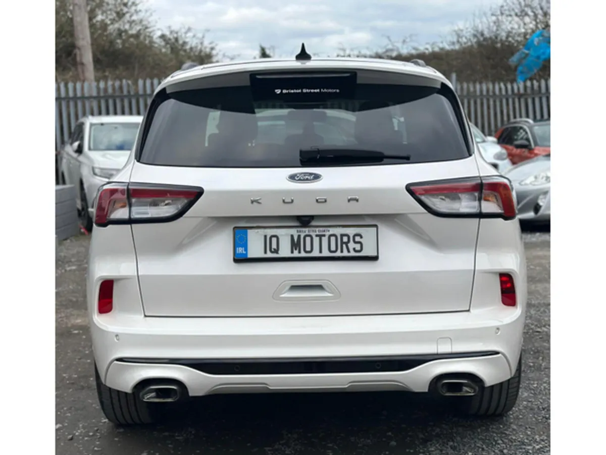 Ford Kuga Hatchback, Diesel, 2022, White