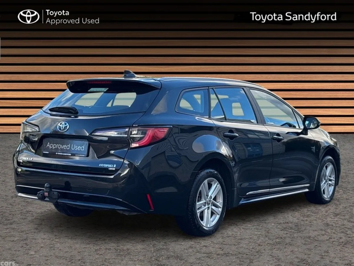 Toyota Corolla Estate, Petrol Hybrid, 2022, Black
