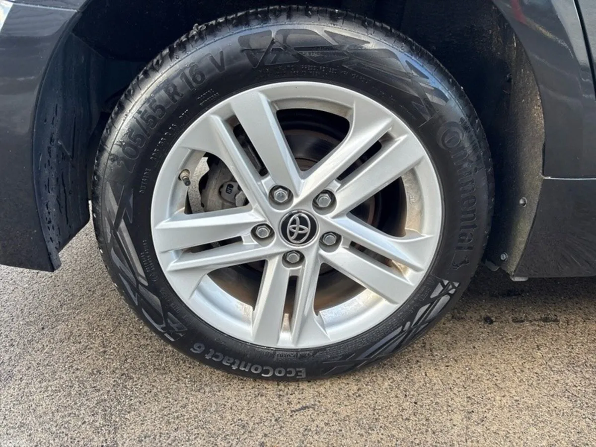Toyota Corolla Estate, Petrol Hybrid, 2022, Black