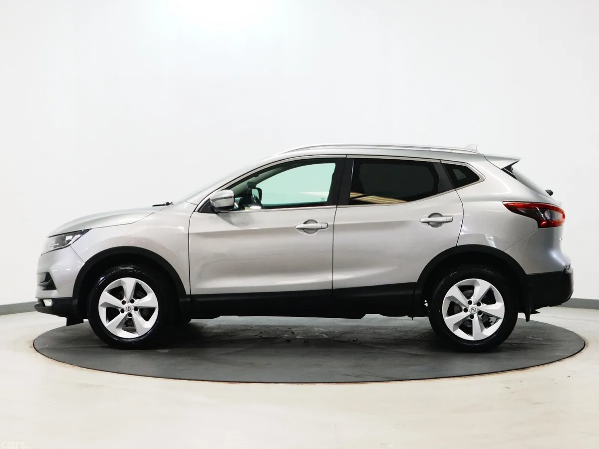 Nissan Qashqai MPV, Petrol, 2019, Grey