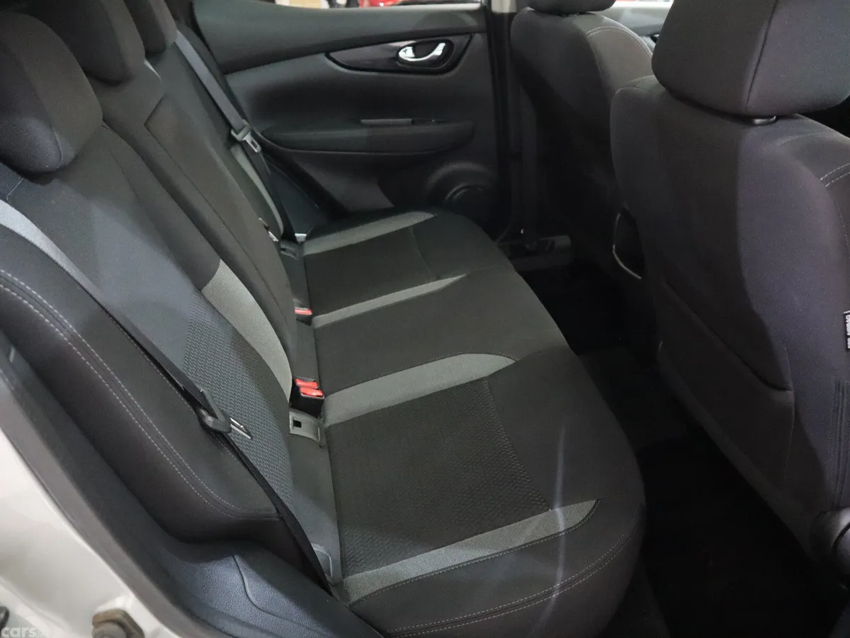 Nissan Qashqai MPV, Petrol, 2019, Grey